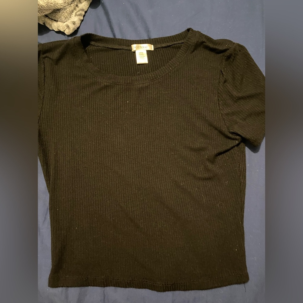 black crop top